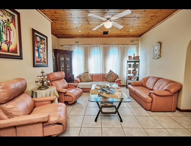 310M² BUSINESS FOR SALE IN RIDGEWORTH